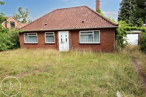 2 bedroom detached bungalow for sale, Fakenham Road, Taverham NR8