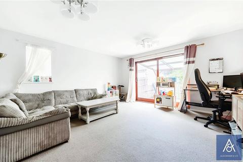 3 bedroom bungalow for sale, Steane View, Northamptonshire NN13