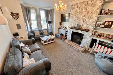 4 bedroom terraced house for sale, Pier Plain, Gorleston