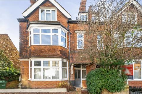 1 bedroom flat for sale, Pendennis Road, Streatham