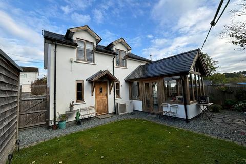 3 bedroom detached house for sale, Trecastle, Brecon, LD3