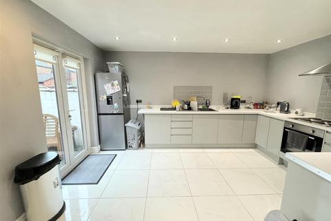12 Gresham Street, Liverpool, L7 9LU