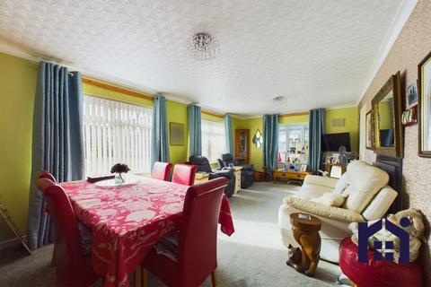 19 Cotswold Close, Eccleston, Chorley, PR7 5TN