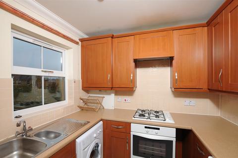 2 bedroom flat to rent, Venneit Close Roger Dudman Way Oxford