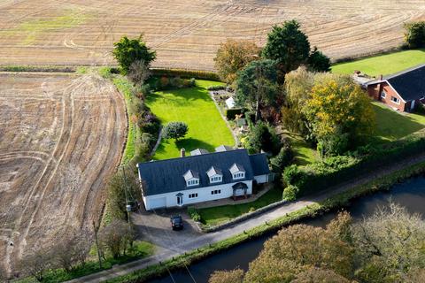 4 bedroom detached house for sale, The Cottage, Canal Bank, Mairscough Lane, Downholland, L39 7HT