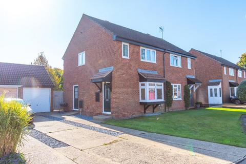 3 bedroom semi-detached house for sale, Gemini Close, Leighton Buzzard