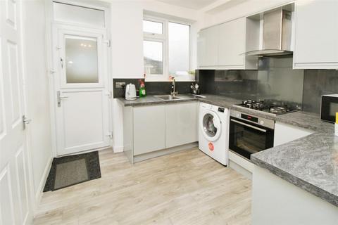 3 bedroom semi-detached house for sale, Southfield Road, Bradford BD5