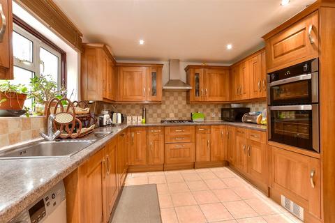 20 Manor Road, Chadwell Heath, Romford, RM6 4LL