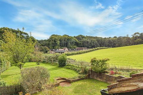 3 bedroom semi-detached house for sale, Chart Lane, Brasted TN16