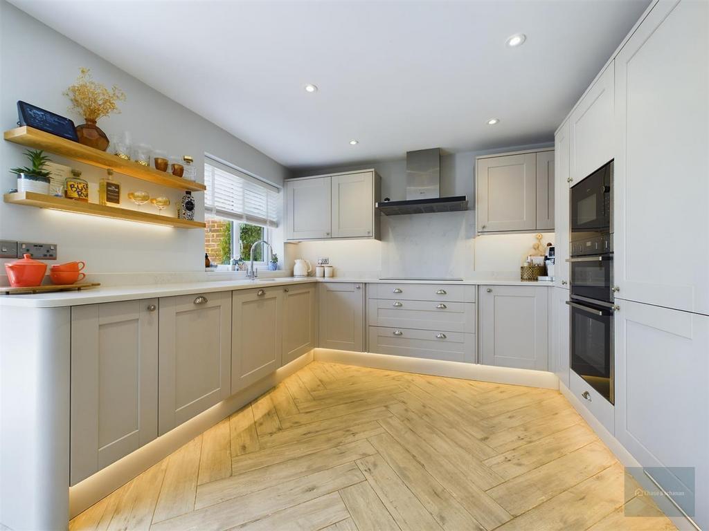 Open Plan Kitchen/Di