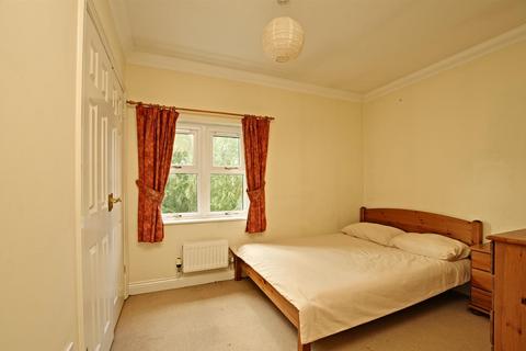 2 bedroom flat to rent, Venneit Close Roger Dudman Way Oxford