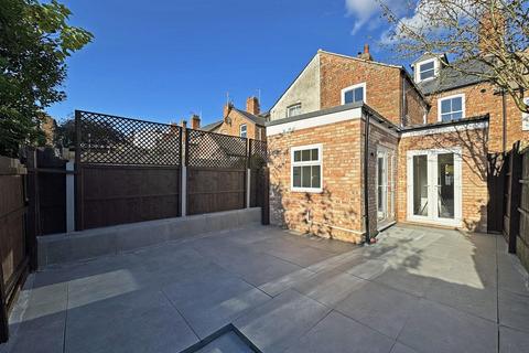 4 bedroom terraced house for sale, Conduit Road, Stamford