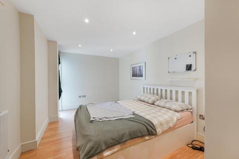 1 bedroom apartment for sale, Dension House, Lanterns Way, Canary Wharf, E14