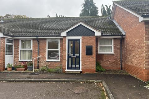 2 bedroom bungalow for sale, Tewkesbury GL20