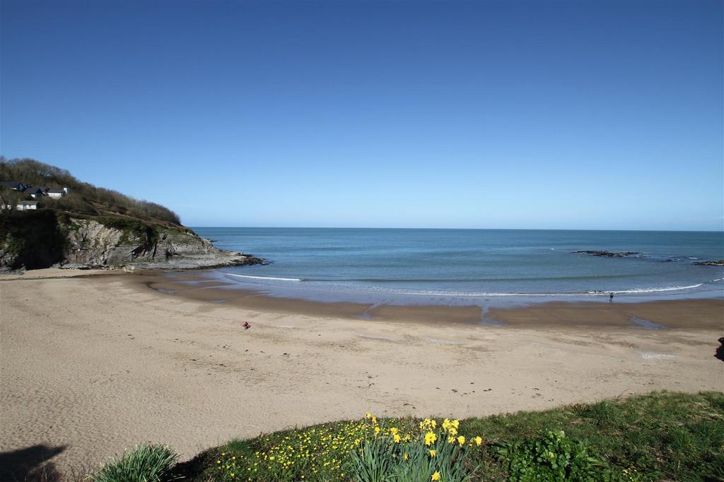 Aberporth Beach nearby