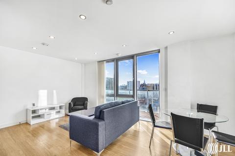 1 bedroom apartment to rent, Salton Square London E14