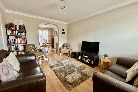 3 bedroom detached house for sale, Marguerites Way, Cardiff