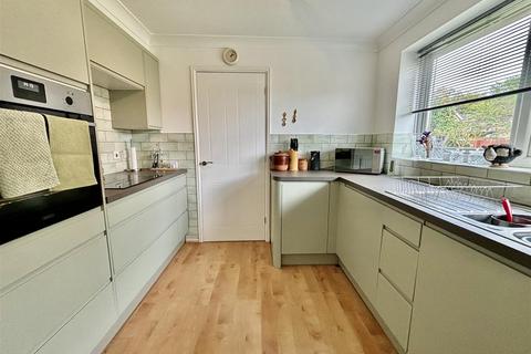 3 bedroom detached house for sale, Marguerites Way, Cardiff