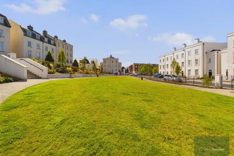 3 bedroom townhouse for sale, Ursa Gardens, Plymouth PL9