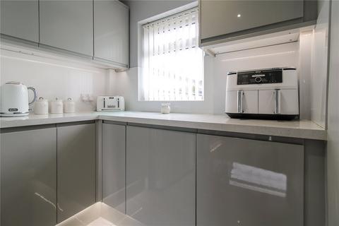 4 Bratton Close, Swindon, SN2 5LF