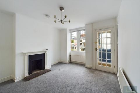 2 bedroom cottage for sale, Coburg Square, Melksham SN12