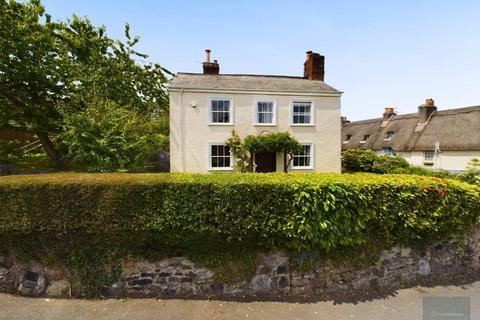 4 bedroom detached house for sale, Exwick Hill, Exeter