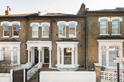 4 bedroom house for sale, Mervan Road, SW2