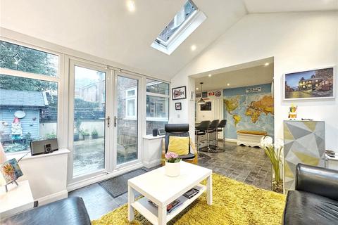 12 Ambleside Avenue, Rawtenstall, Rossendale, BB4 6RY