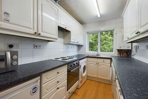 2 bedroom maisonette to rent, Lane End, Hatfield, AL10