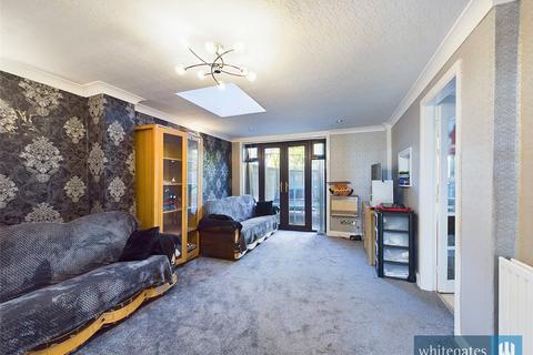 16 Baring Avenue, Bradford, BD3 7ET