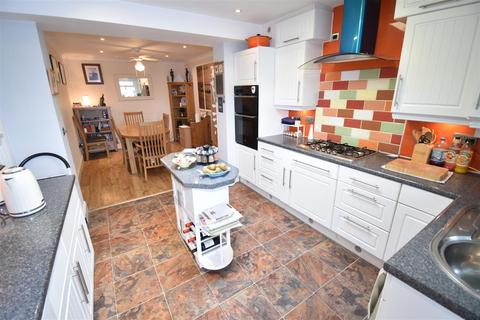 58 Down Road, Portishead, Bristol, BS20 8BH