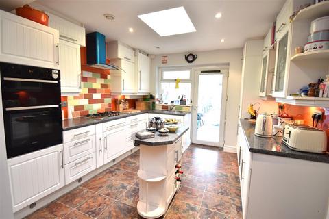 58 Down Road, Portishead, Bristol, BS20 8BH