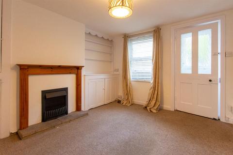 1 bedroom terraced house to rent, Lower Church Road, Burgess Hill