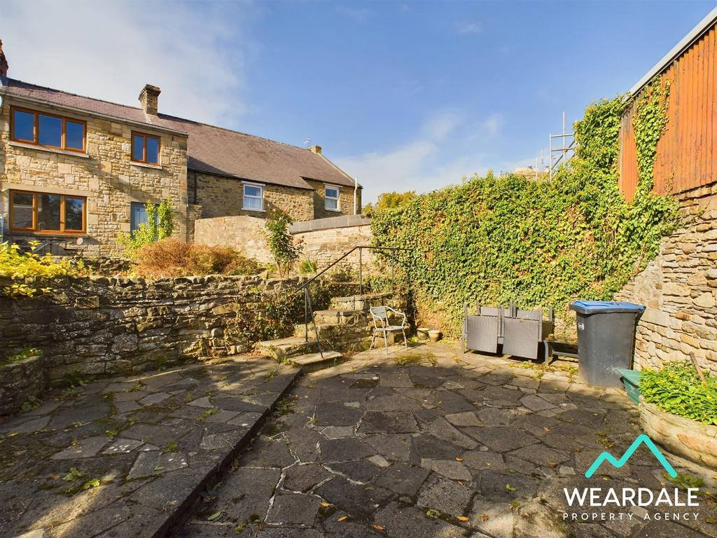 Meadhope Street, Auckland DL13 2 bed terraced house to rent £