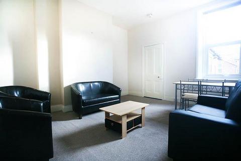 3 bedroom flat to rent, Oakland Road, Newcastle Upon Tyne NE2