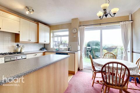 2 bedroom end of terrace house for sale, Rushdene Walk, Biggin Hill