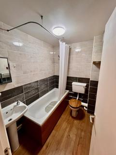 252 Redford Close, Feltham, TW13 4TG
