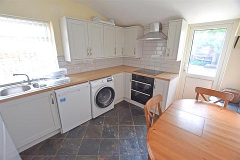 3 bedroom terraced house for sale, Heathfield Road, Heath/Gabalfa, Cardiff