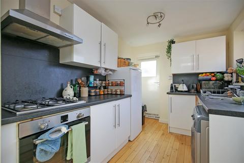 5 bedroom maisonette to rent, King John Street, Newcastle Upon Tyne NE6