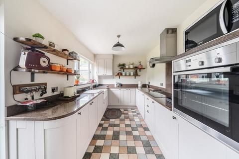 4 bedroom detached bungalow for sale, Trinity Close, Felmersham