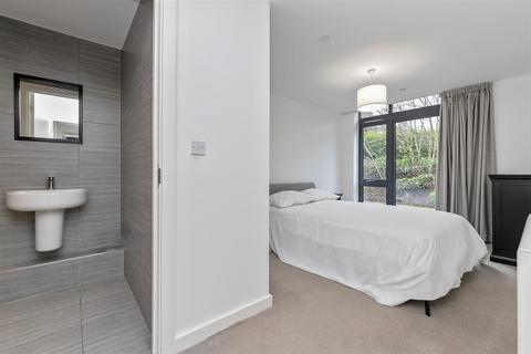 2 bedroom apartment for sale, Fitzwilliam Court, St. Peters Road, St. Albans