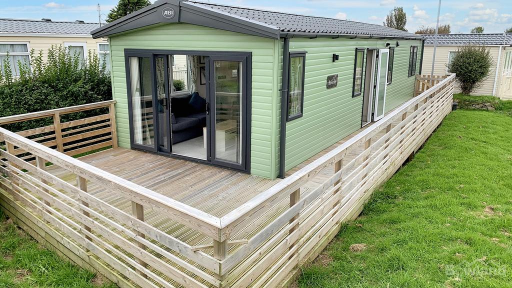 Large front &amp; side decking