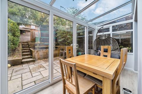 2 Oglander Road, Abbotts Barton, Winchester, SO23 7JA