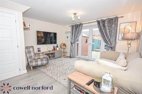 3 bedroom terraced house for sale, Wallis Avenue, Rochdale OL16