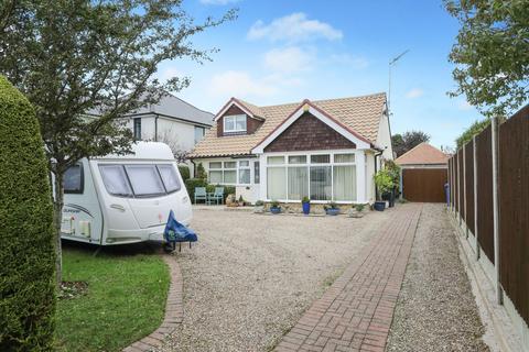 3 bedroom detached house for sale, Harold Road, Birchington, CT7