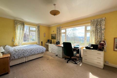 93 Earl Richards Road South, Exeter, EX2 6AP