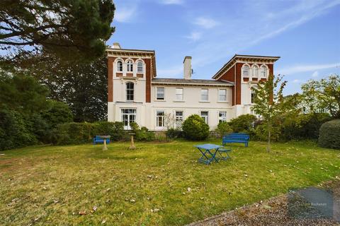 2 bedroom apartment for sale, Ernsborough Court, Exeter