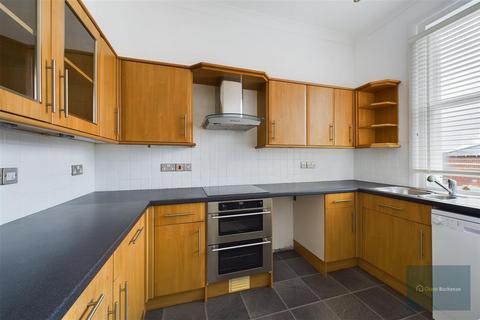 2 bedroom apartment for sale, Ernsborough Court, Exeter