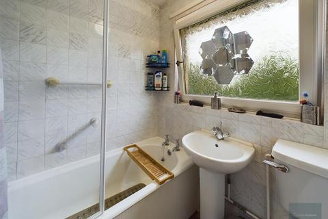 46 Addison Close, Exeter, EX4 1SL