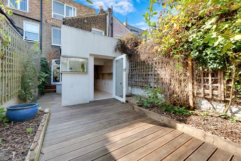 3 bedroom terraced house to rent, Highbury Hill, Highbury, London, N5